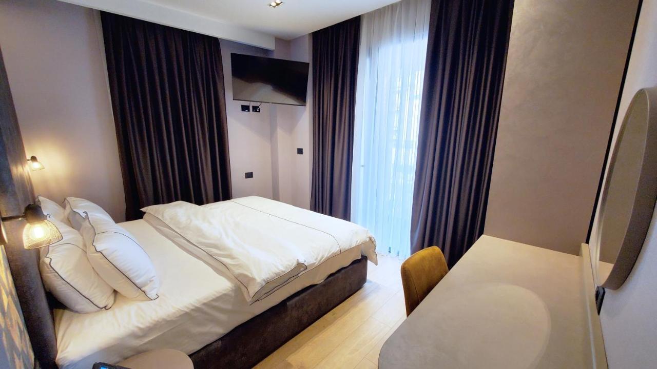 Starlight Hotel Tirana Exteriér fotografie