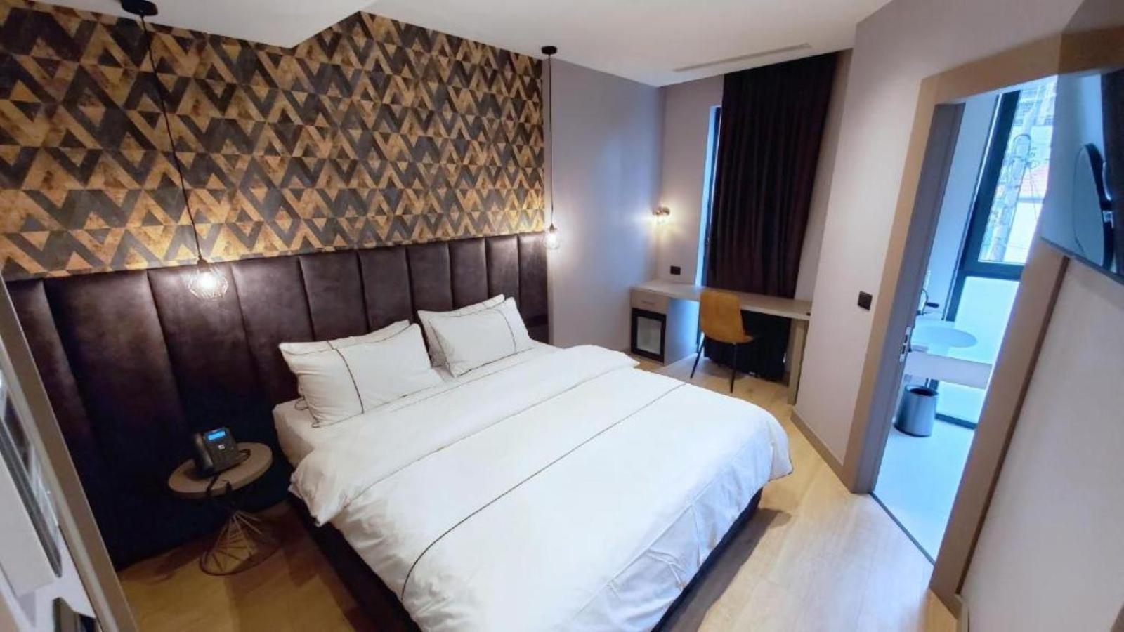 Starlight Hotel Tirana Exteriér fotografie